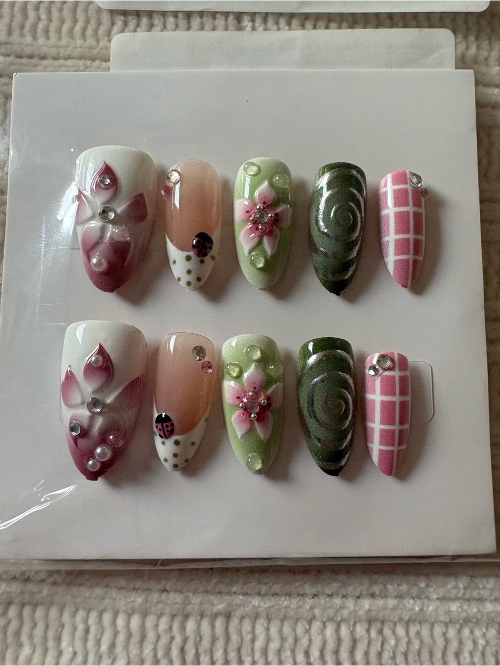 3D Press on Nails Pink, Green, White Floral & Grid Design Size Medium
